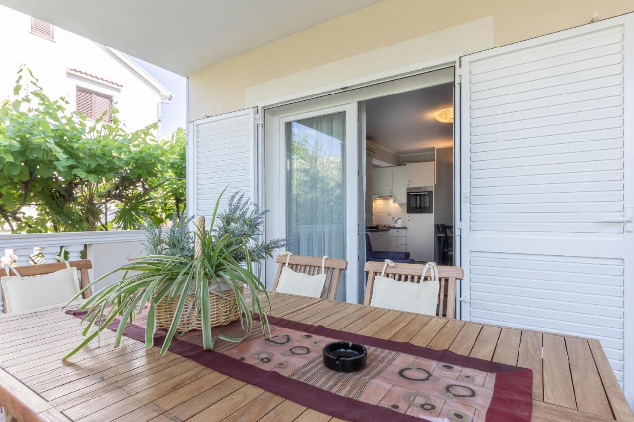 Apartments With Terrace باشْكا المظهر الخارجي الصورة