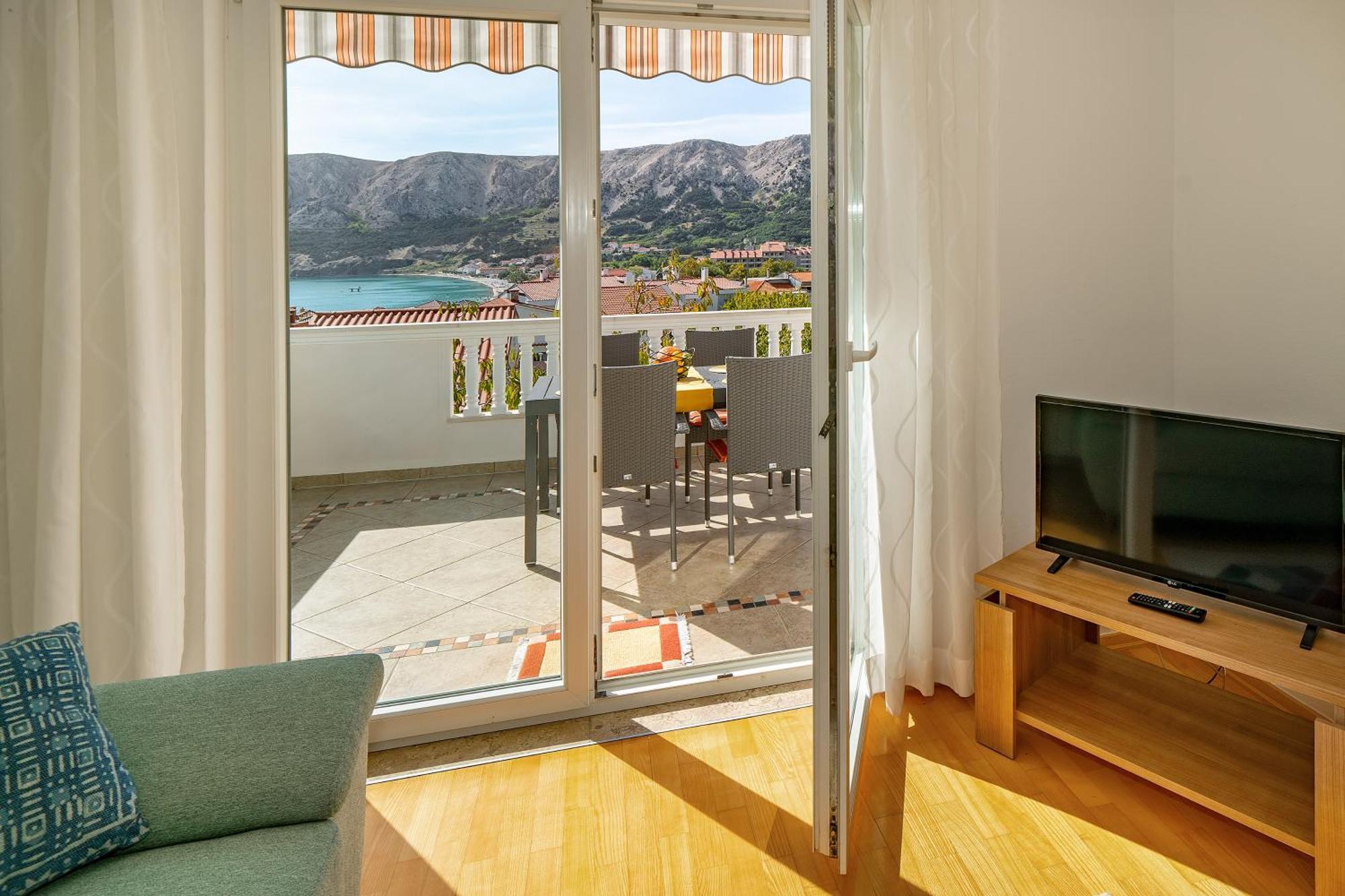 Apartments With Terrace باشْكا الغرفة الصورة