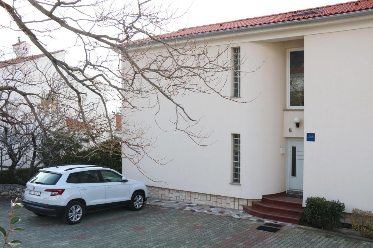 Apartments With Terrace باشْكا المظهر الخارجي الصورة